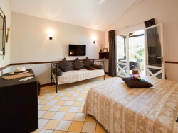 Chambre 3 iloha seaview hotel