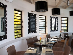 Restaurant 2 iloha seaview hotel